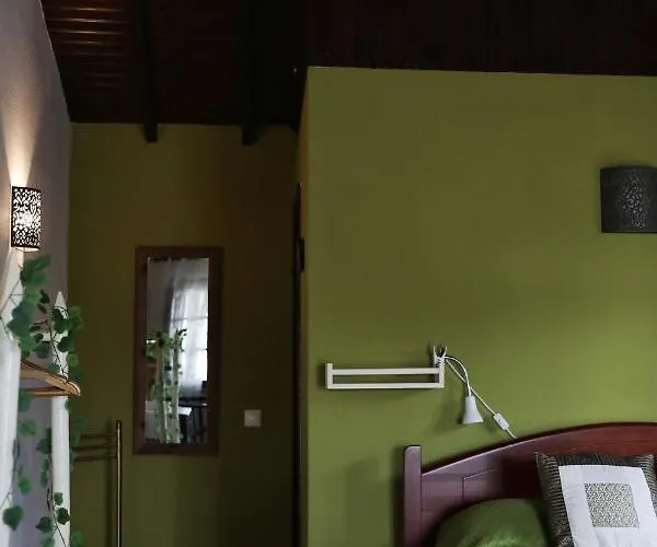 Banyan Tree بيت للعطل